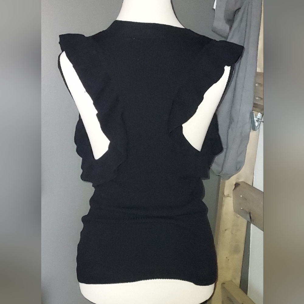 Ribbed Black Ruffle Sleeve Tank Top Size M - Picture 3 of 6